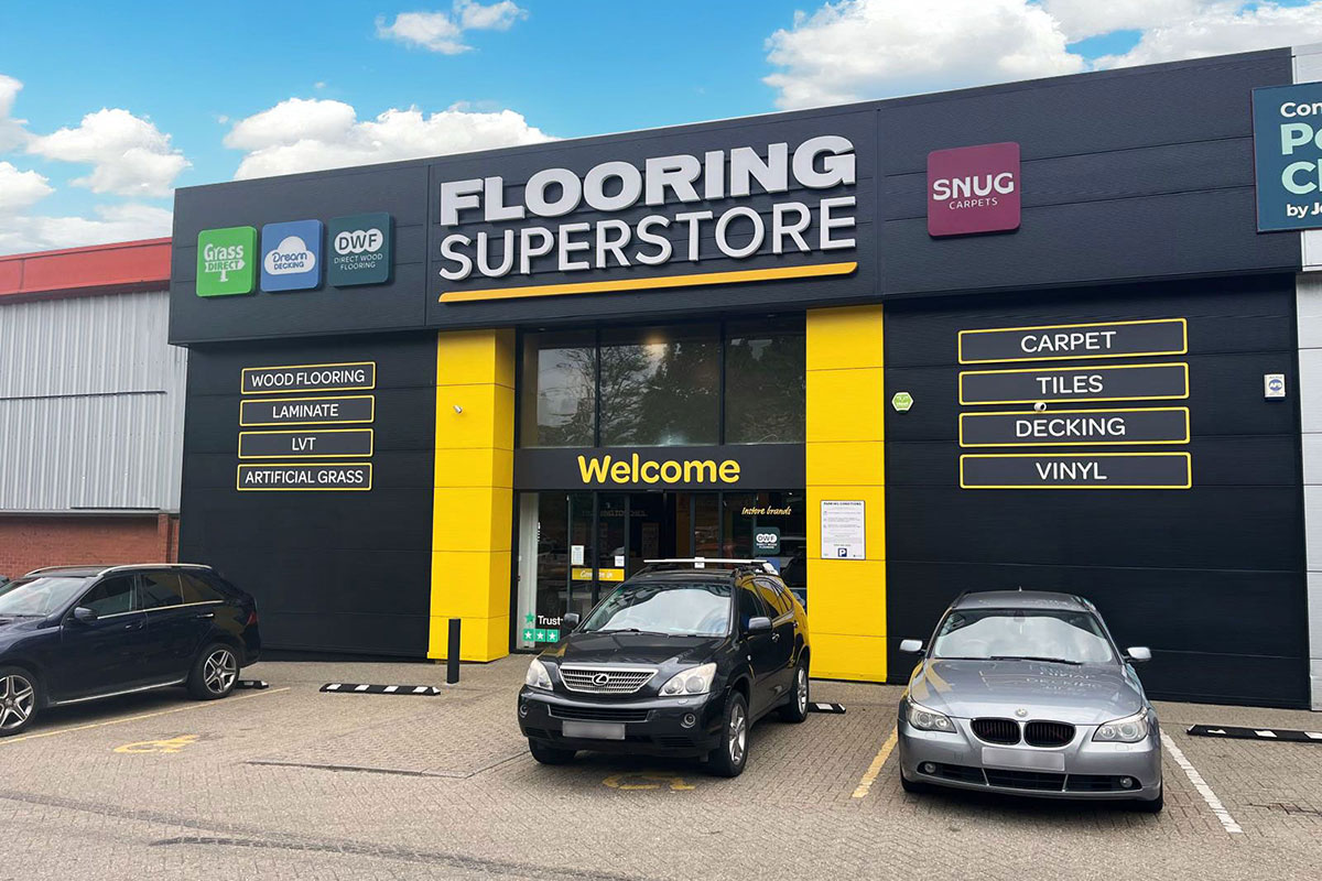 Dream Decking Harlow Store - Image 1